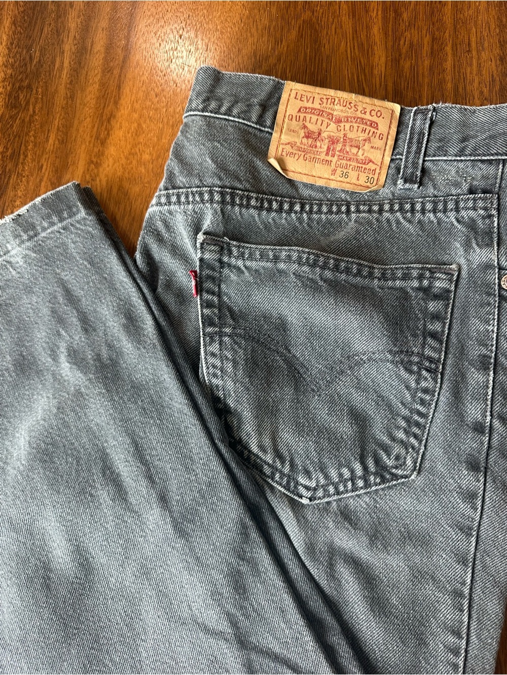 Vintage 00s Levi's Relaxed Straight Leg Black Jeans 36x30 (actual 34x27) 2001